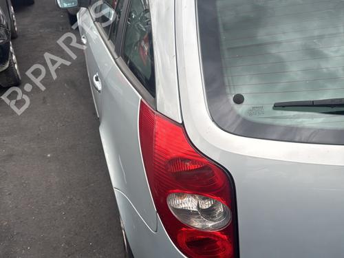 Lamp holder RENAULT LAGUNA II Grandtour (KG0/1_) 1.9 dCi | BP27734864L10 