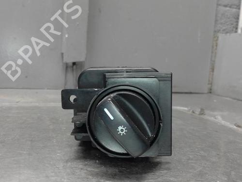 Used Headlight switch MERCEDES-BENZ B-CLASS Sports Tourer (W245) B 180 CDI (245.207) (109 hp) 21319748