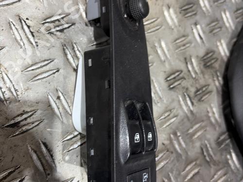Left front window switch CITROËN JUMPER II Van 2.0 BlueHDi 110 | BP38953905I27 - Image 3