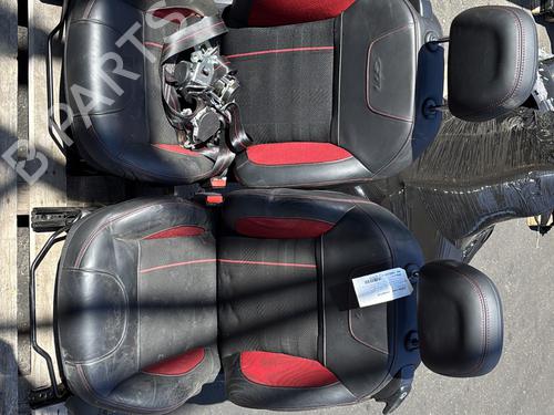 Ensemble sièges PEUGEOT 208 I (CA_, CC_) 1.6 GTi (208 hp) 23816562