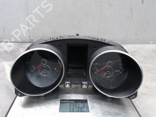 Used Instrument cluster VW GOLF VI (5K1) 2.0 GTi (210 hp) 21313555
