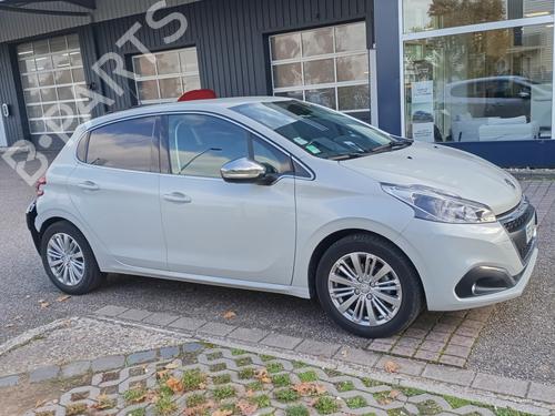 Used Parts PEUGEOT 208 I (CA_, CC_) 1.2 THP 110 (110 hp) 4404797