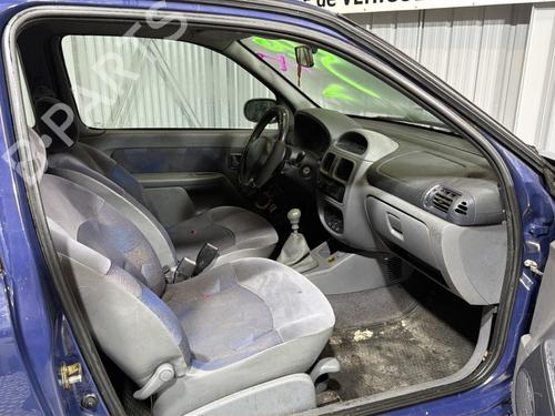 Left headlight RENAULT CLIO II (BB_, CB_) 1.2 (BB0A, BB0F, BB10, BB1K, BB28, BB2D, BB2H, CB0A,... | BP32136046C28