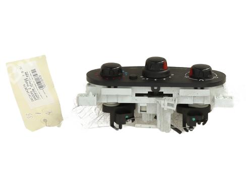 climate-control-dacia-sandero-ii-2012-23814209 main image