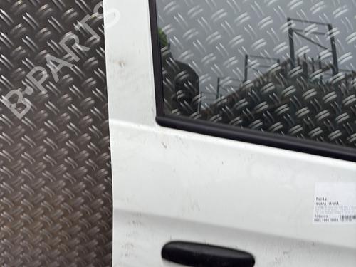 Right front door MITSUBISHI MIRAGE / SPACE STAR VI Hatchback (A0_A) 1.0 (A05A) | BP23808254C3 