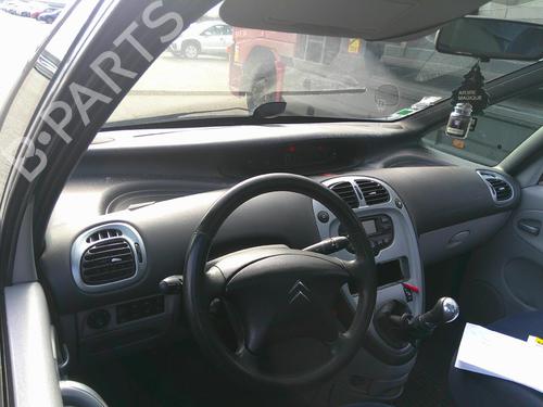 Fuse box CITROËN XSARA PICASSO (N68) 1.6 HDi | BP21371718E1 