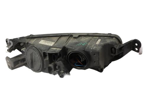 left-headlight-citroen-c4-spacetourer-3d_-2018-36399075 main image