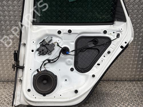 right-rear-door-seat-leon-5f1-2012-2013-2014-2015-2016-2017-2018-2019-2020-2021-32160261 main image