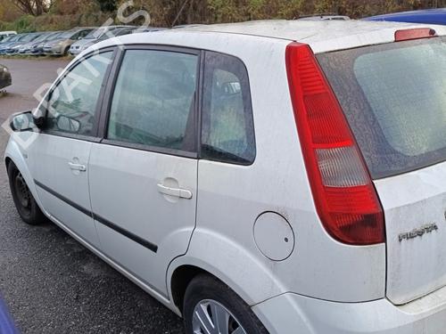 Left front fog light FORD FIESTA V (JH_, JD_) 1.3 | BP30518136C30 