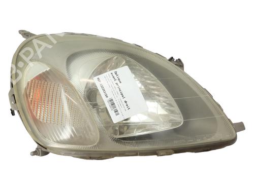 Used Right headlight Right headlight TOYOTA YARIS (_P1_) 1.0 (SCP10_, SCP10R) (68 hp) 32853353 32853353