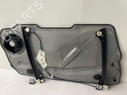 Used Right front window motor Right front window motor 38923300 38923300
