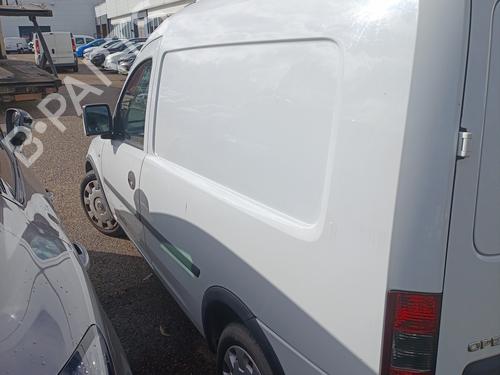 Veiligheidsgordel rechts voor OPEL COMBO Box Body/MPV 1.3 CDTI 16V | BP30674478C88