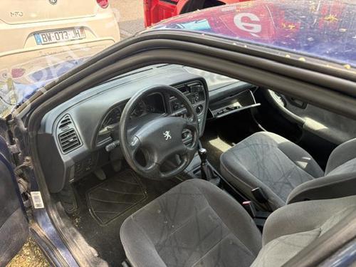 Used Parts PEUGEOT 306 Hatchback (7A, 7C, N3, N5) 1.8 16V 4931728