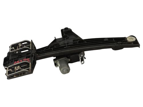 Used Right rear window motor Right rear window motor PEUGEOT 208 II (UB_, UP_, UW_, UJ_) 1.2 PureTech 100 (101 hp) 39109715 39109715