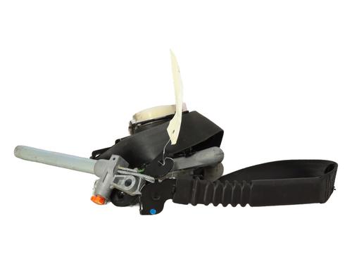 front-left-seatbelt-kia-soul-i-am-2009-2010-2011-2012-2013-2014-30114852 main image