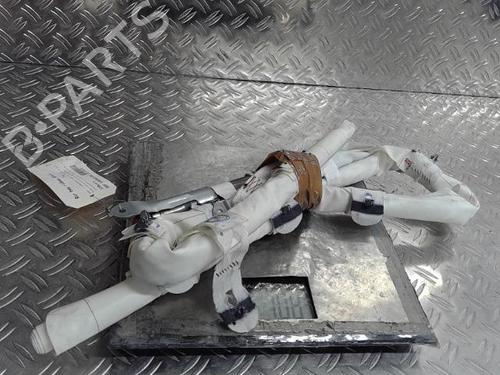 right-curtain-airbag-renault-megane-iv-hatchback-b9amn_-2015-23818454 main image