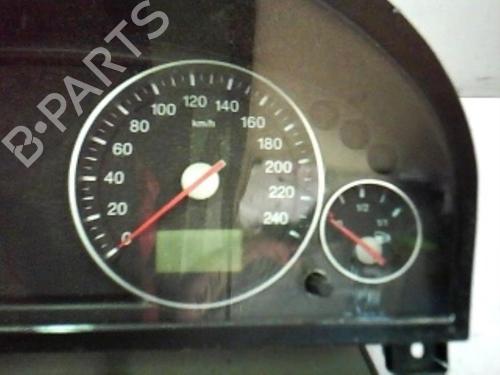 Instrument cluster FORD MONDEO III Saloon (B4Y) 2.0 16V DI / TDDi / TDCi | BP21364282C47 