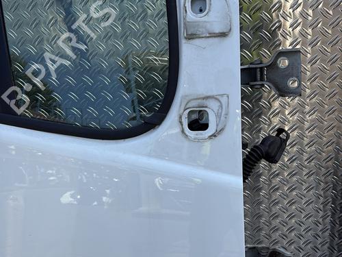Right front door OPEL VIVARO A Van (X83) 2.0 CDTI (F7) | BP25906946C3 