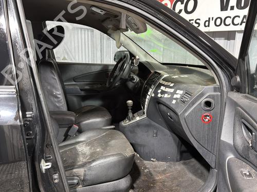 Right headlight HYUNDAI TUCSON (JM) 2.0 CRDi | BP32283522C29 