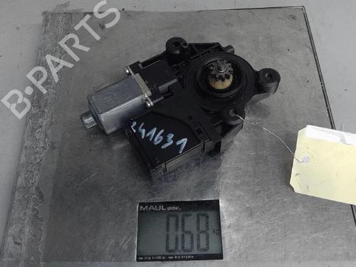 Used Right front window motor RENAULT MEGANE III Hatchback (BZ0/1_, B3_) 1.5 dCi (BZ09, BZ0D, BZ1W, BZ29, BZ14) (110 hp) 21306616