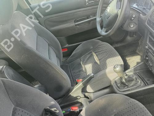 Used Parts VW GOLF IV (1J1)  1.4 16V  4922620