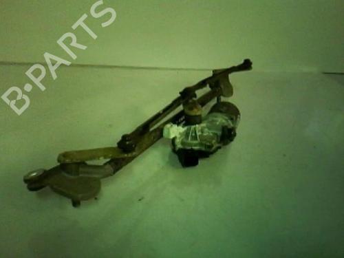 Used Front wiper motor KIA CERATO I Hatchback (LD) 1.6 CRDi (115 hp) 21317417