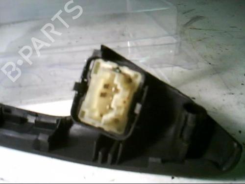 Used Right front window switch Right front window switch VW GOLF III Variant (1H5) 2.0 (115 hp) 21365101 21365101