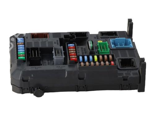 Fuse box PEUGEOT 208 I (CA_, CC_) 1.6 HDi | BP31214774E1