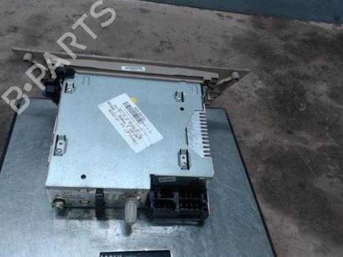 Used Radio RENAULT LAGUNA III Grandtour (KT0/1) 2.0 dCi (KT01, KT08, KT09, KT0K, KT12, KT1D, KT1W) (150 hp) 21296522