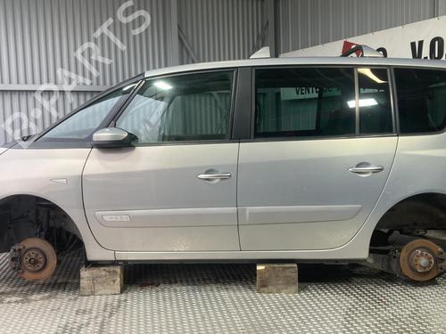 Left front fog light RENAULT ESPACE IV (JK0/1_) 3.0 dCi (JK0J, JK0V) | BP32326916C30  - Image 14