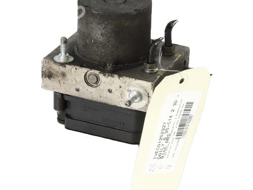 Used ABS pump ABS pump IVECO DAILY VI Platform/Chassis 33S14, 35S14, 35C14, 38S14 (136 hp) 26640917 26640917