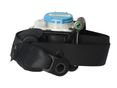 front-left-seatbelt-peugeot-108-2014-36780068 main image