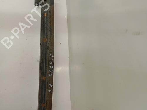Used Front bumper reinforcement PEUGEOT 207 CC (WD_) 1.6 HDi (112 hp) 29635482