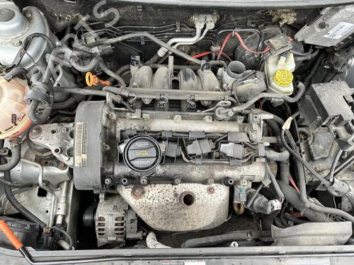 Air filter box VW POLO (9N_, 9A_) 1.4 16V | BP21370239M87 