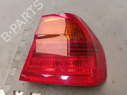 Used Right taillight BMW 3 (E90) 330 xd (231 hp) 21325235