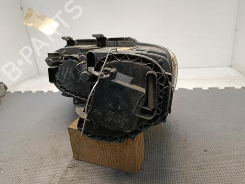 Right headlight VW TOURAN (1T1, 1T2) 1.6 | BP21322440C29 