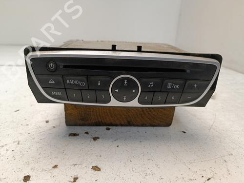 Used Radio RENAULT MEGANE III Grandtour (KZ0/1) 1.5 dCi (KZ1M, KZ1W, KZ0R) (106 hp) 21326105