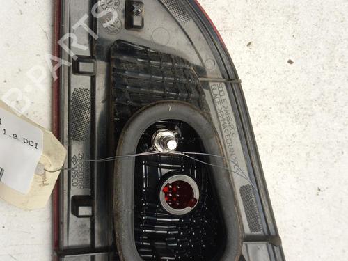 Used Left tailgate light Left tailgate light RENAULT SCÉNIC III (JZ0/1_) 1.9 dCi (JZ0J, JZ1J, JZ1K, JZ1S) (131 hp) 22130004 22130004