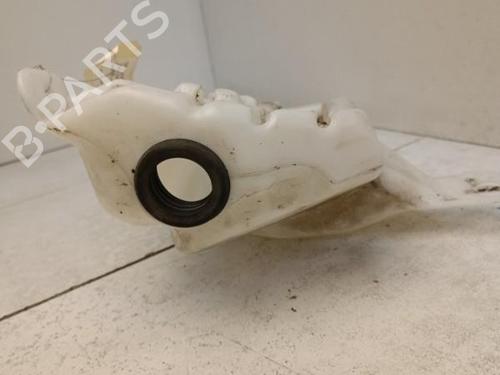 Used Windscreen washer tank Windscreen washer tank 21325085 21325085