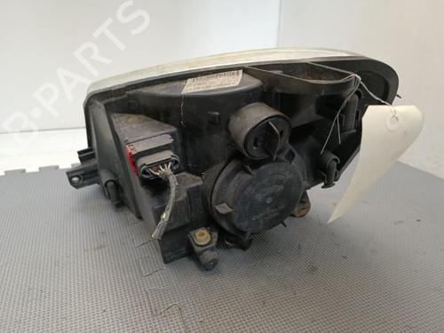 Used Right headlight Right headlight PEUGEOT PARTNER MPV (5_, G_) 2.0 HDI (90 hp) 21322858 21322858