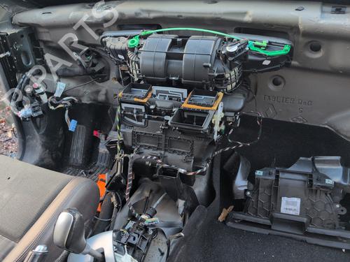 Used Heater matrix box RENAULT MEGANE III Grandtour (KZ0/1) 2.0 dCi (KZ0Y) (150 hp) 30644006