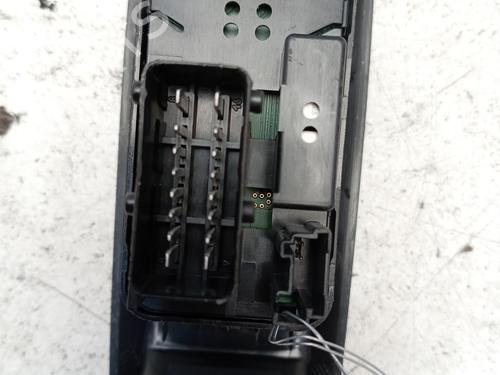 Left front window switch CITROËN DS3 (SA_) 1.6 THP 155 | BP27896491I27