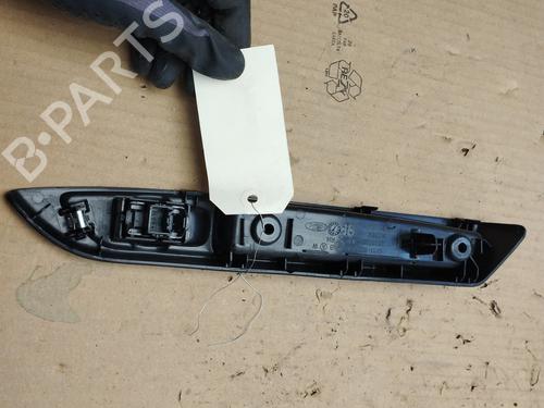 Used Right rear window switch Right rear window switch 37001164 37001164