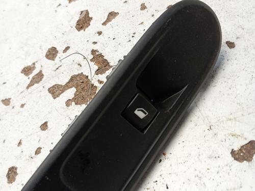 Used Right front window switch CITROËN C3 II (SC_) 1.4 HDi 70 (SC8HZC, SC8HR0, SC8HP4) (68 hp) 29840698