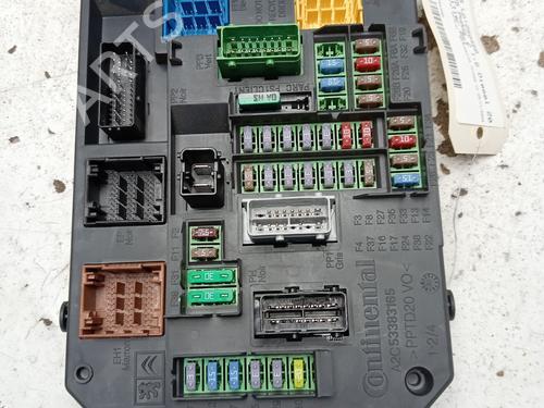 Used Fuse box DS DS 5 (KF_) 1.6 BlueHDi 120 (120 hp) 30678934