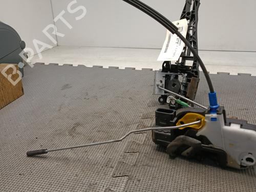Front left lock OPEL ASTRA J (P10) 1.7 CDTI (68) | BP21667336C98 