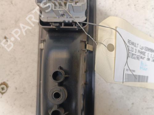 Used Left front window switch Left front window switch RENAULT CLIO III (BR0/1, CR0/1) 1.5 dCi (C/BR0G, C/BR1G) (68 hp) 22129911 22129911