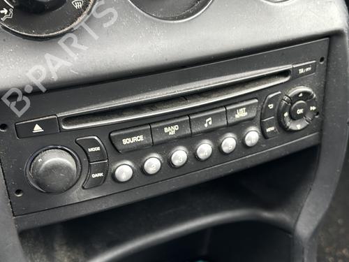 Bilradio CITROËN C3 II (SC_) 1.4 HDi 70 (SC8HZC, SC8HR0, SC8HP4) (68 hp) 23805444