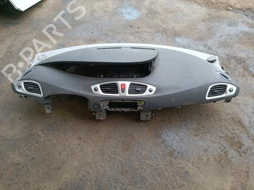 Used Dashboard Dashboard RENAULT SCÉNIC III (JZ0/1_) 1.5 dCi (110 hp) 22131123 22131123