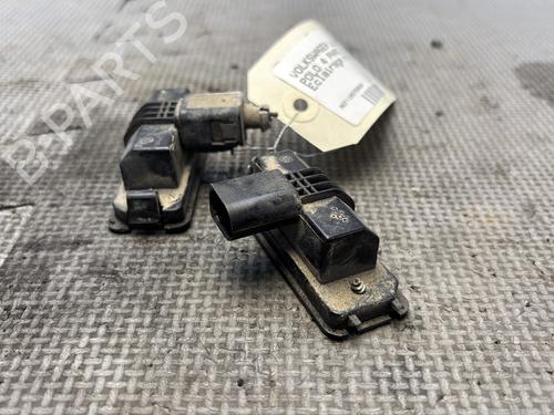 Used Licence plate light VW POLO (9N_, 9A_) 1.4 TDI (80 hp) 25760922